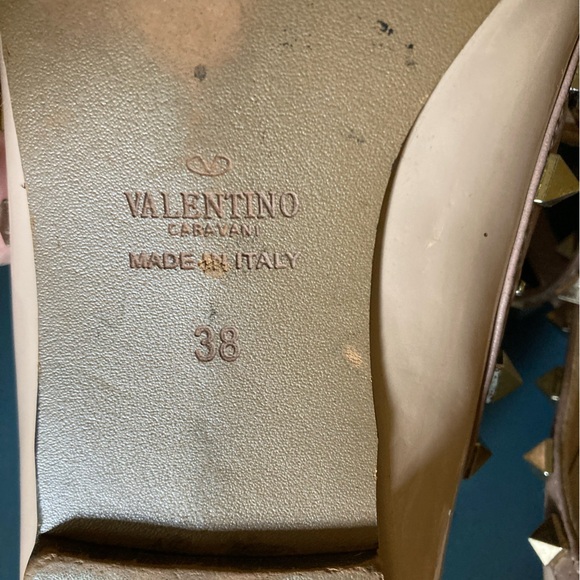 Valentino size 38 Rockstud flats in excellent condition - Picture 3 of 8